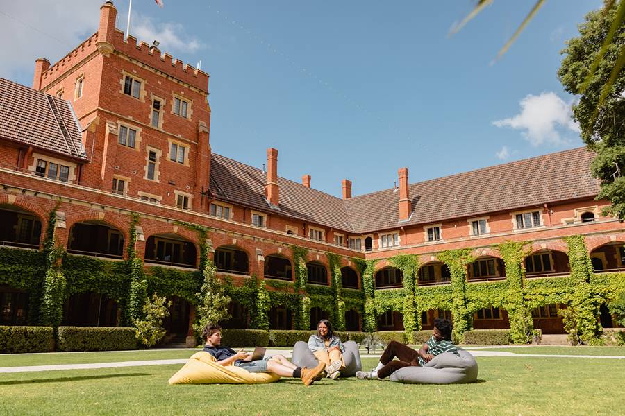 Image of the St Georges College Quad with students